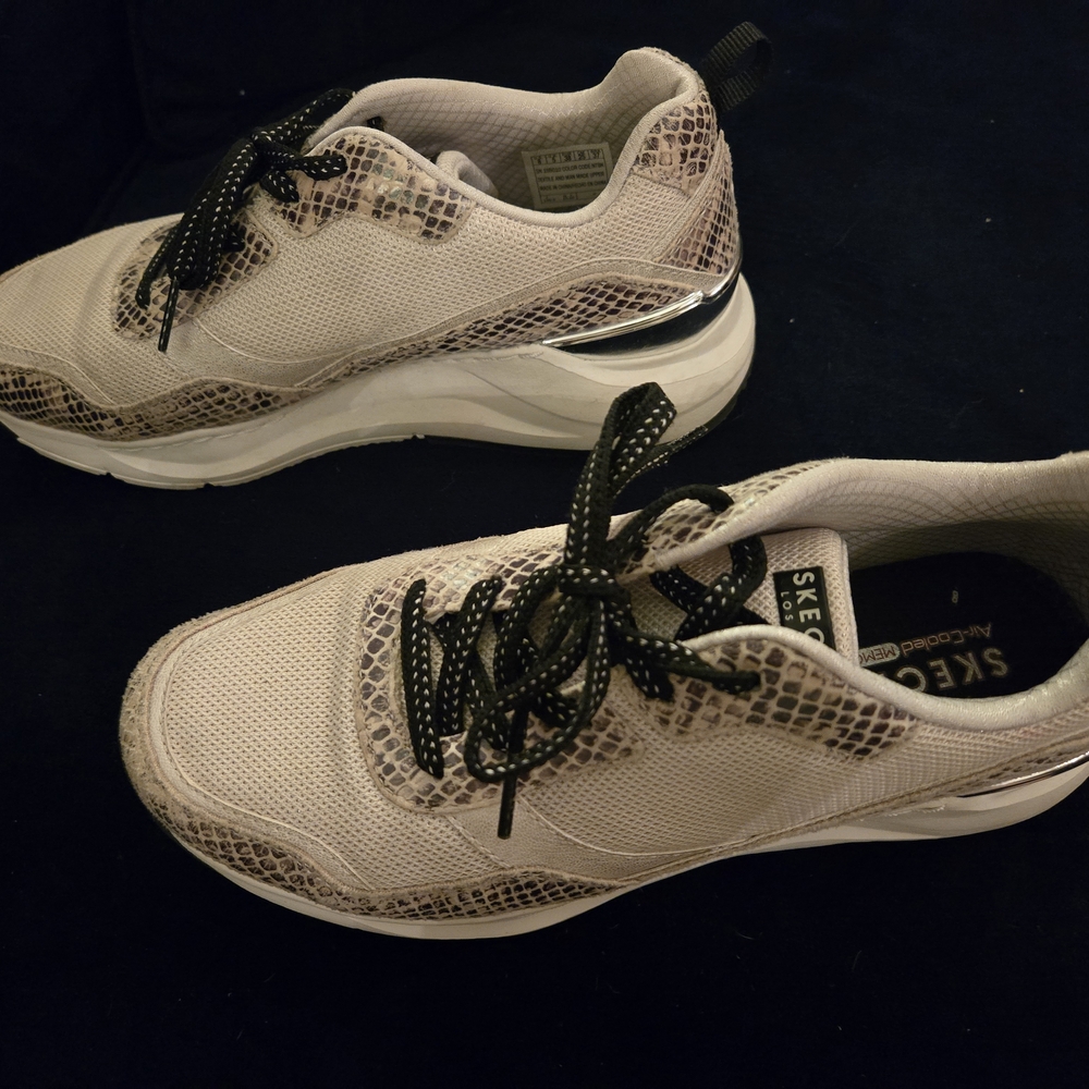 Skechers Beige Snake-Print Mesh Sneakers - Picture 3 of 10